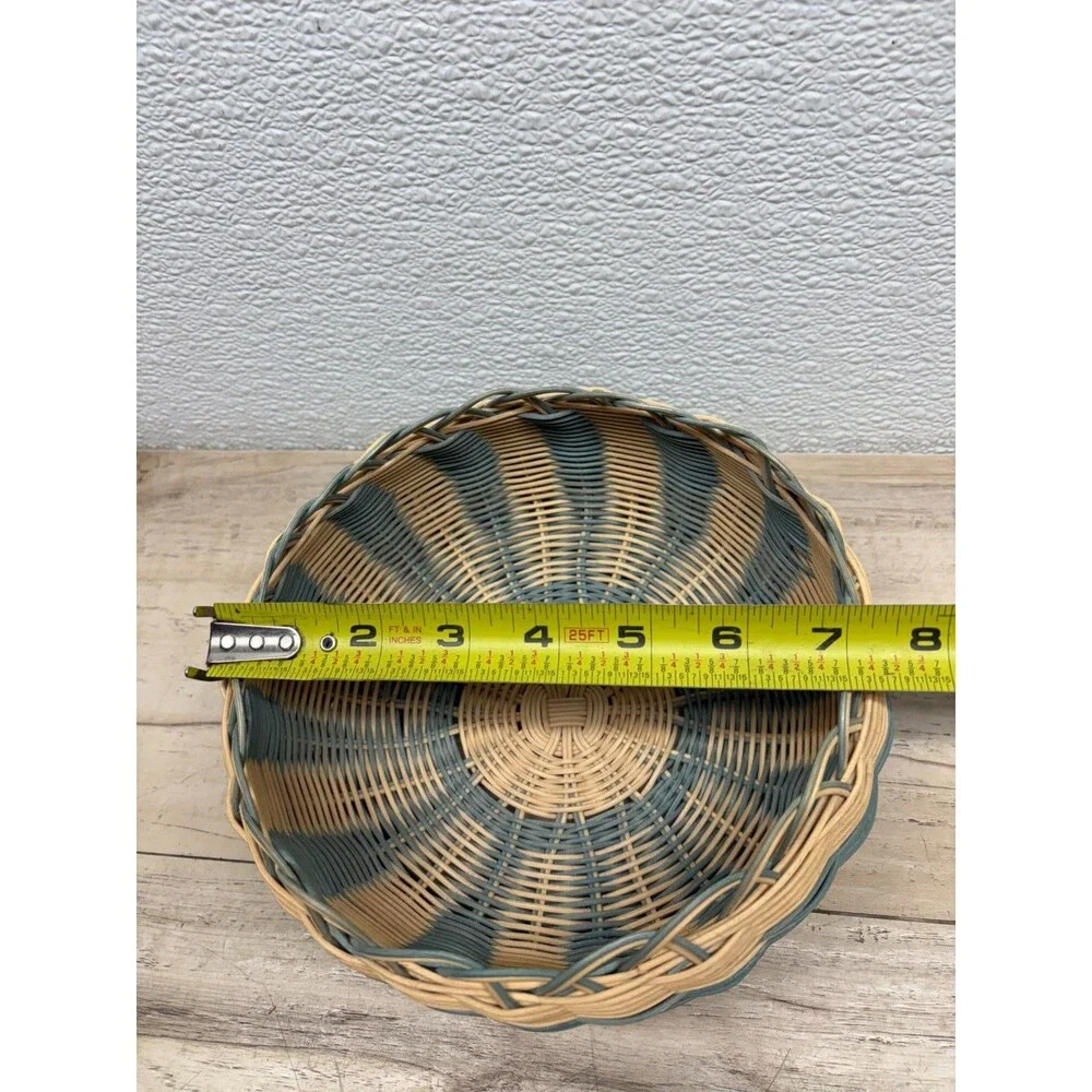 Vtg Handwoven Round Basket 7